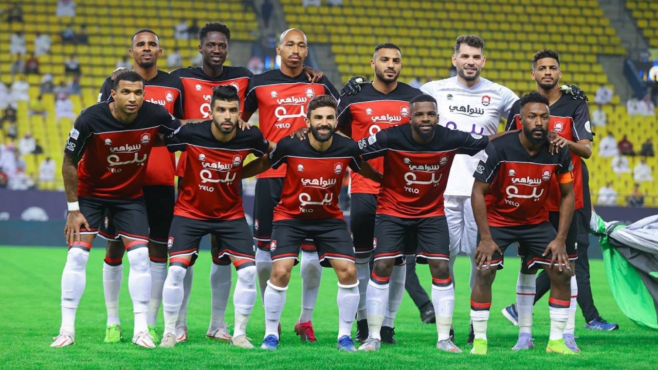 «ماشين» يعتمد على تشكيل متوازن لإيقاف مفاتيح الشباب