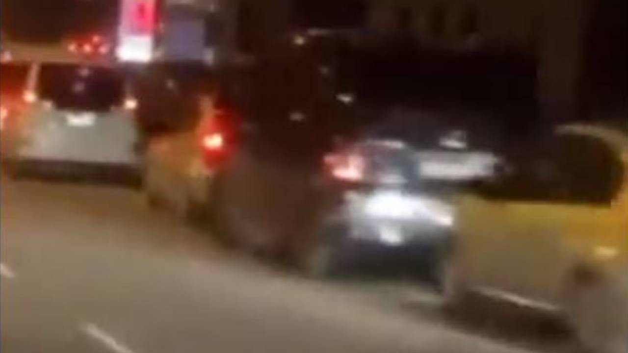 بالفيديو.. آلاف الأتراك الغاضبين يصطفون بطوابير طويلة للتزود بالوقود