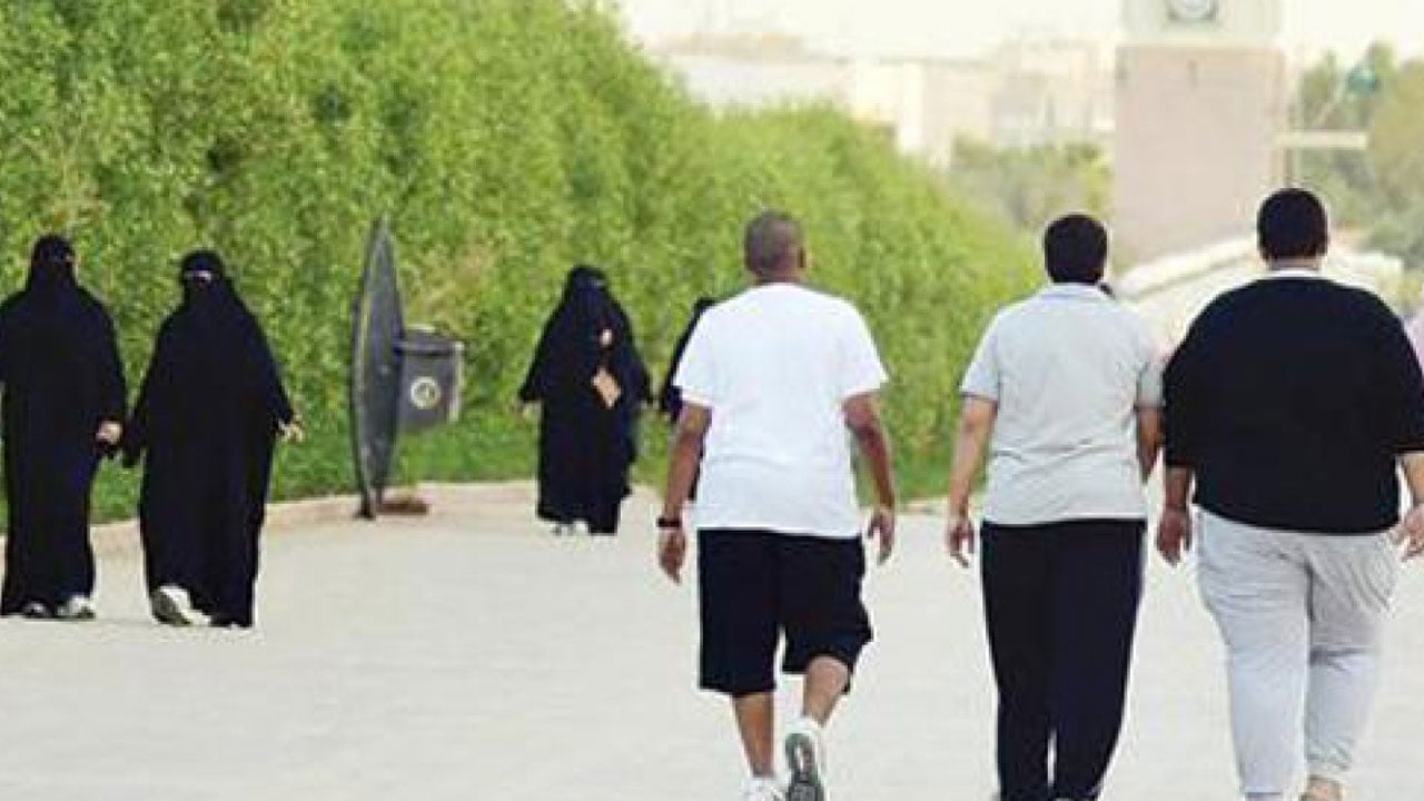 استشاري: 59% من السعوديين يعانون من السمنة لهذا السبب