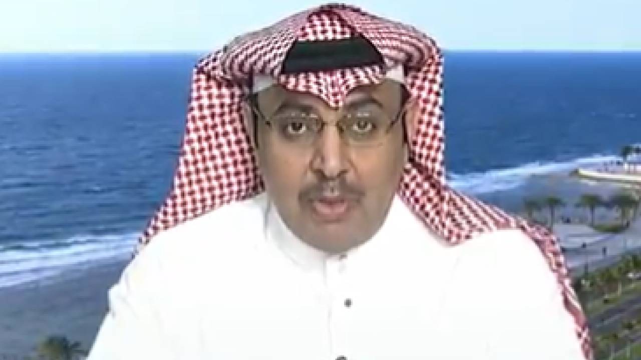 اكتئاب الشتاء.. مختص يكشف الأعراض ويحدد قائمة مأكولات مضادة