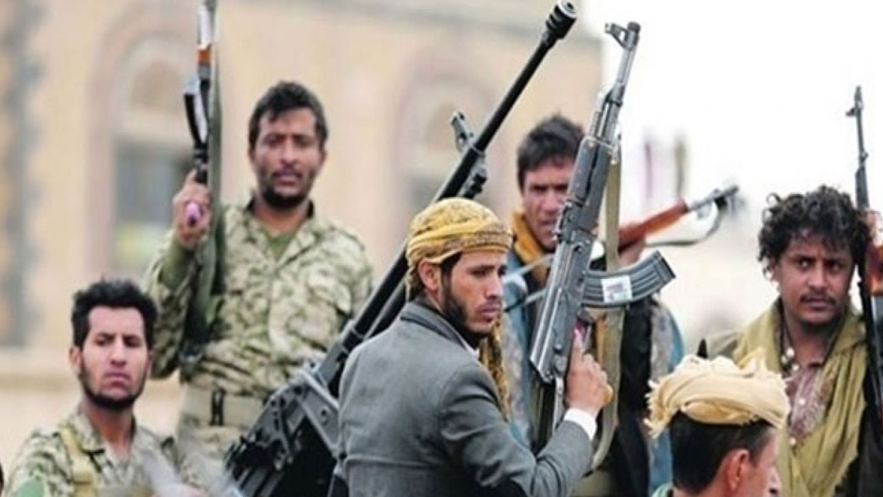 اليمن.. ميليشيا الحوثي تستهدف المدنيين بصواريخ باليستية في مأرب
