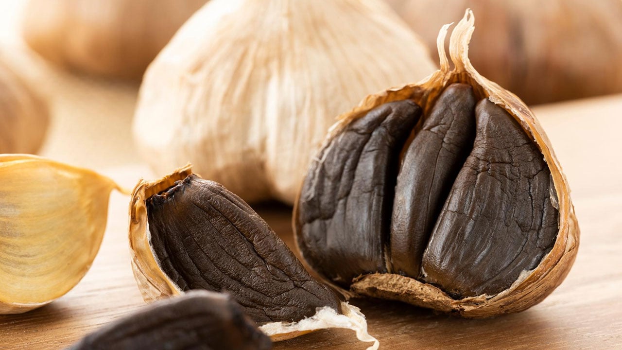 يحسن المناعة ويقوي القلب.. فوائد مذهلة للثوم 
