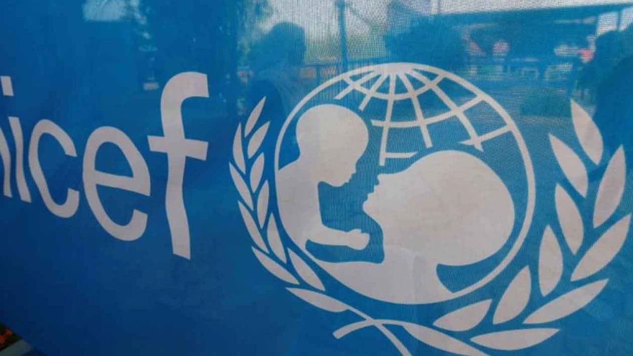 اليونيسيف: انخفاض نسبة الأطفال الحاصلين على الرعاية الصحية ولقاحات كورونا