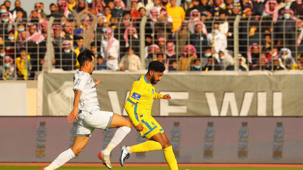 بالفيديو.. النصر يواصل النزف ويتكبَّد خسارة صادمة أمام الطائي