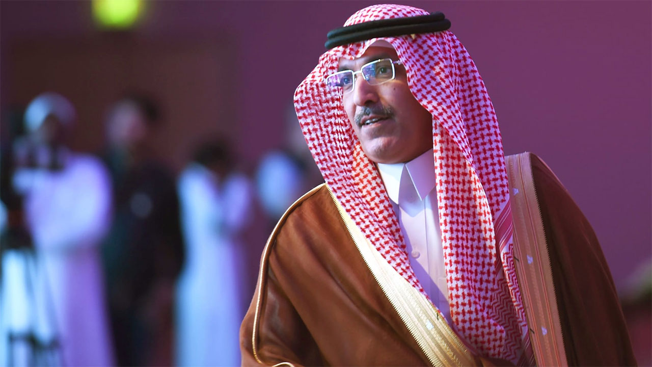 الجدعان: خادم الحرمين وجه بتوفير احتياجات القطاع الصحي في مواجهة جائحة كورونا