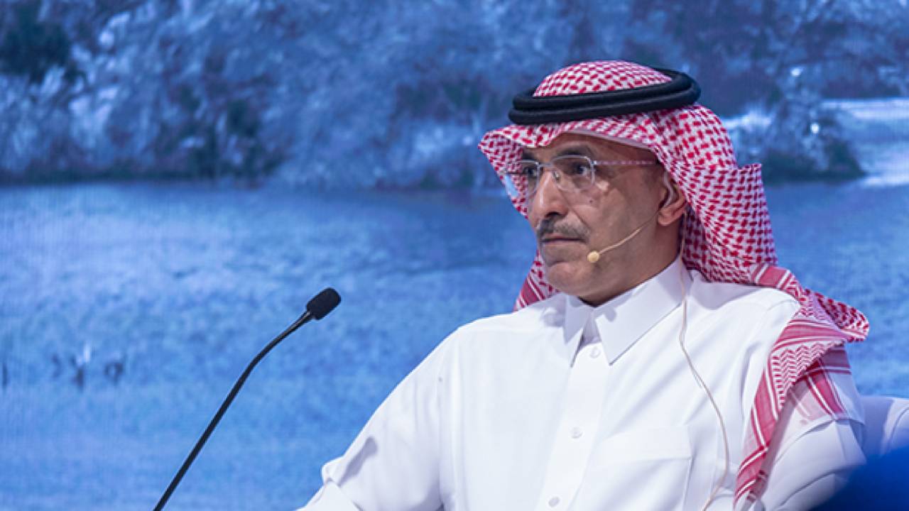 الجدعان: وصول التحصين المجتمعي لـ70% لن يضطرنا لاتخاذ إجراءات قاسية على الاقتصاد