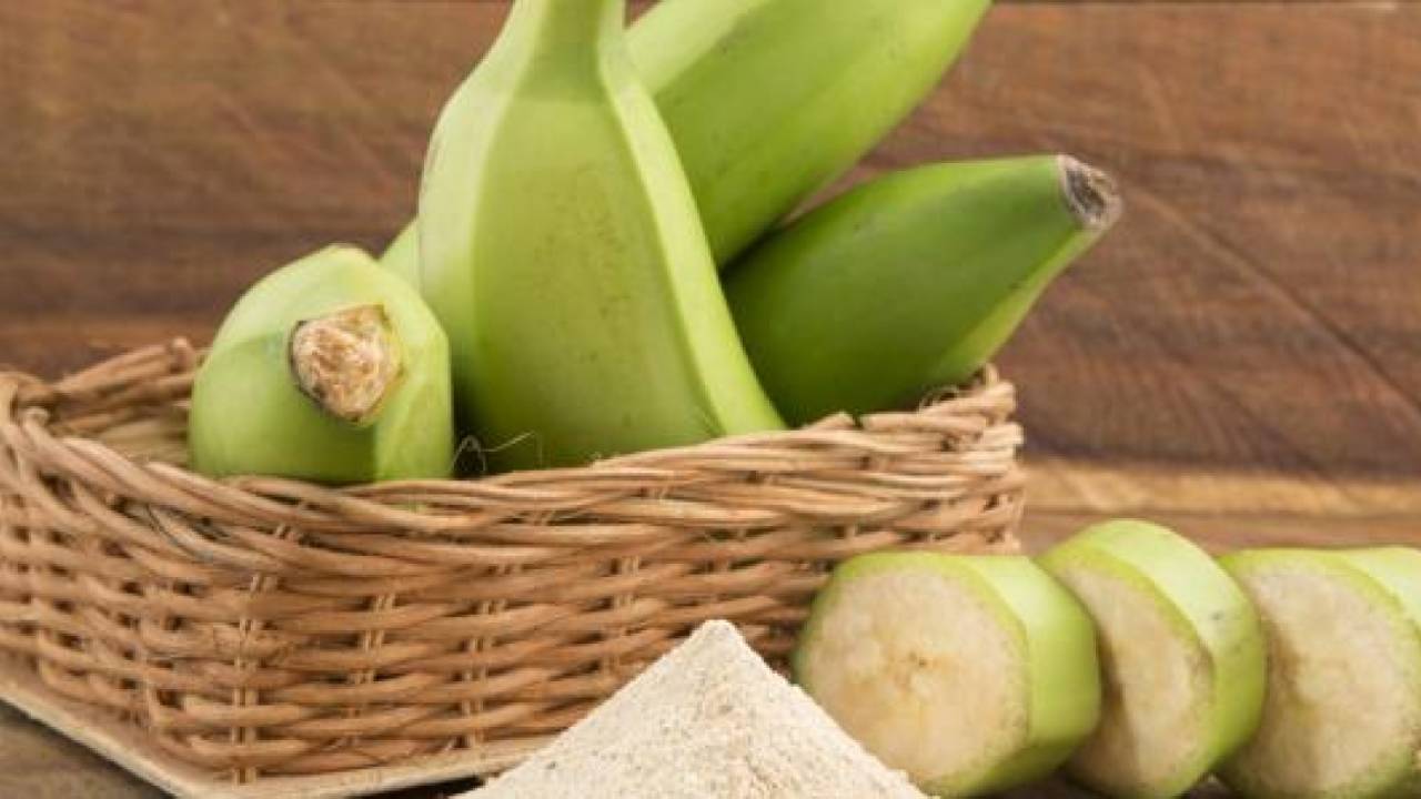 طبيبة تكشف فوائد الموز الأخضر للصحة