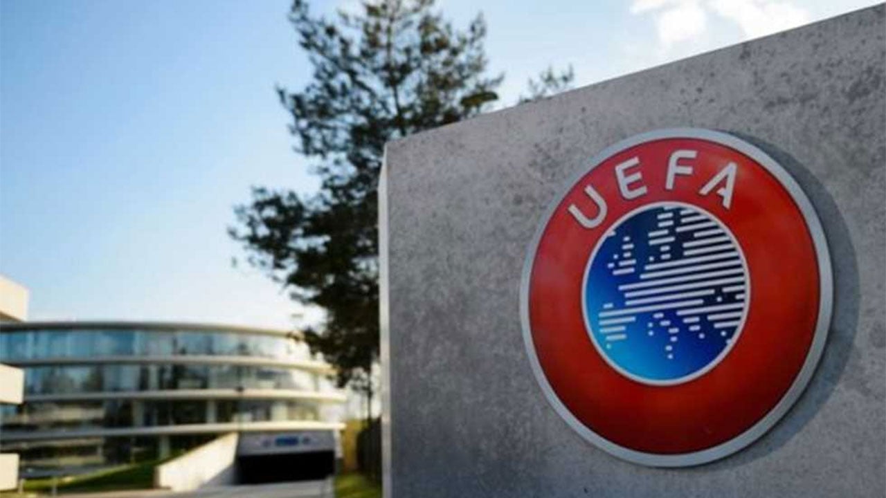 كورونا.. «يويفا» يقصي توتنهام من دوري المؤتمر الأوروبي
