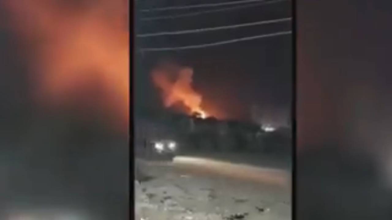 فيديو يوثق اللحظات الأولى للضربات الجوية على أهداف مشروعة في مطار صنعاء