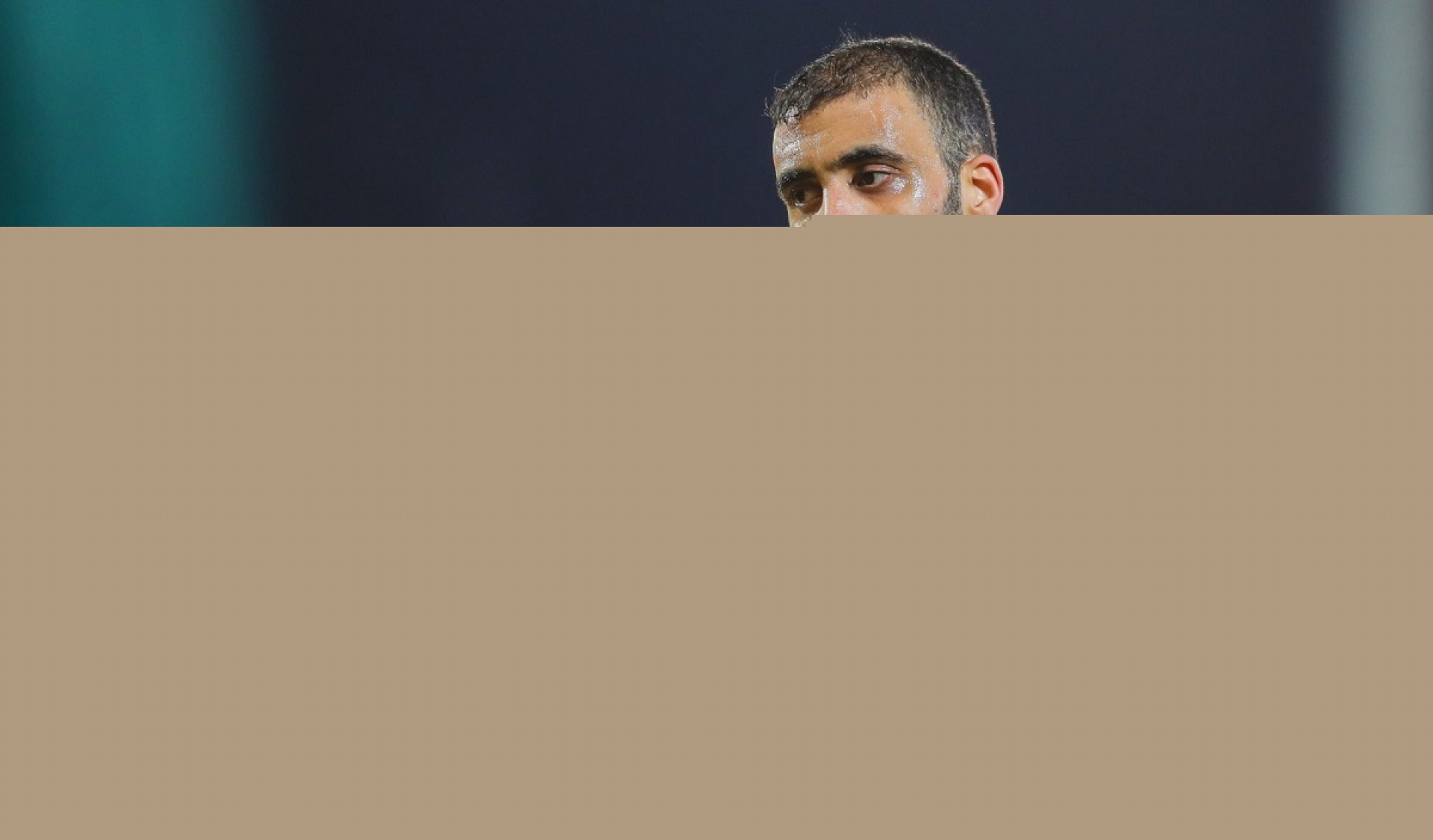 عبدالرزاق حمدالله في طريقه لجدة.. هل يلحق بمباراة الاتحاد والاتفاق؟