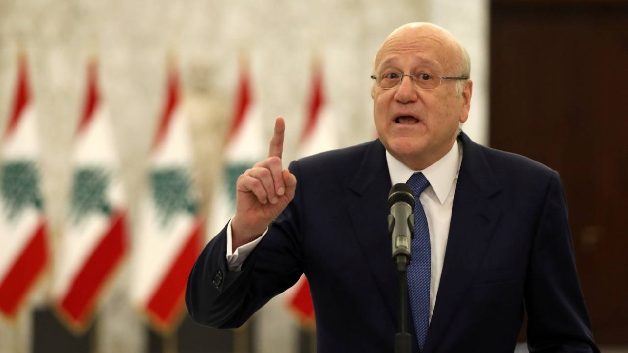 «ميقاتي» يلوح بتقديم استقالته ويؤكد سعيه لعقد الانتخابات النيابية في موعدها