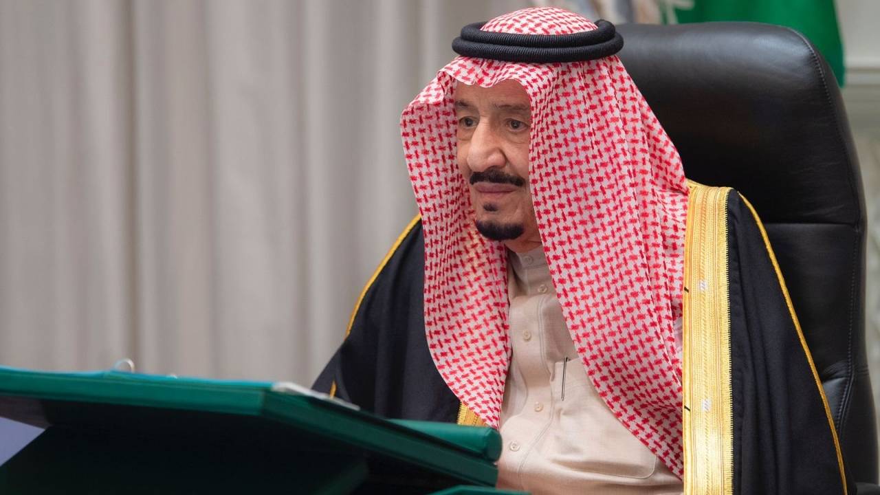مجلس الوزراء يثمّن جهود «التحالف».. ويؤكد: المملكة تحرص على استقرار الشعب اليمني