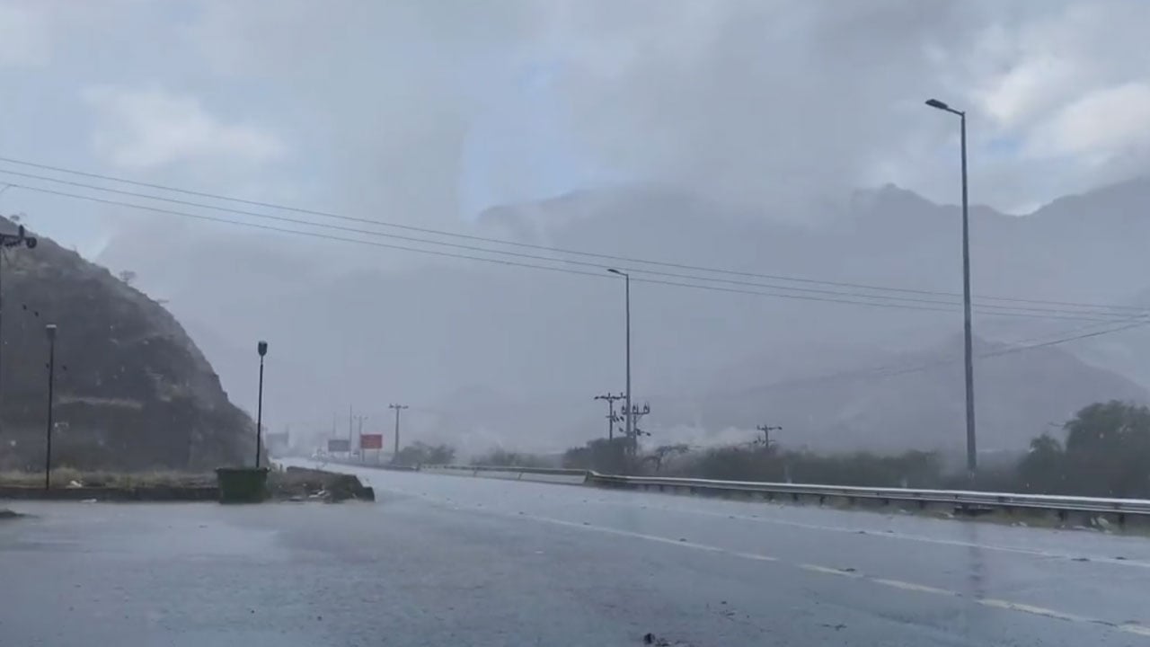بالفيديو.. مناظر بديعة عقب هطول الأمطار على المخواة