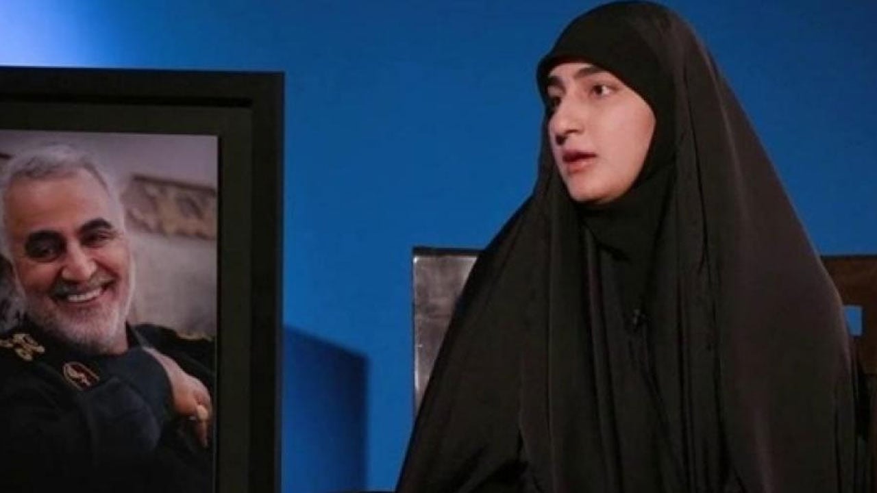 هجوم حاد على ابنة قاسم سليماني بسبب هاتفها «الأمريكي»