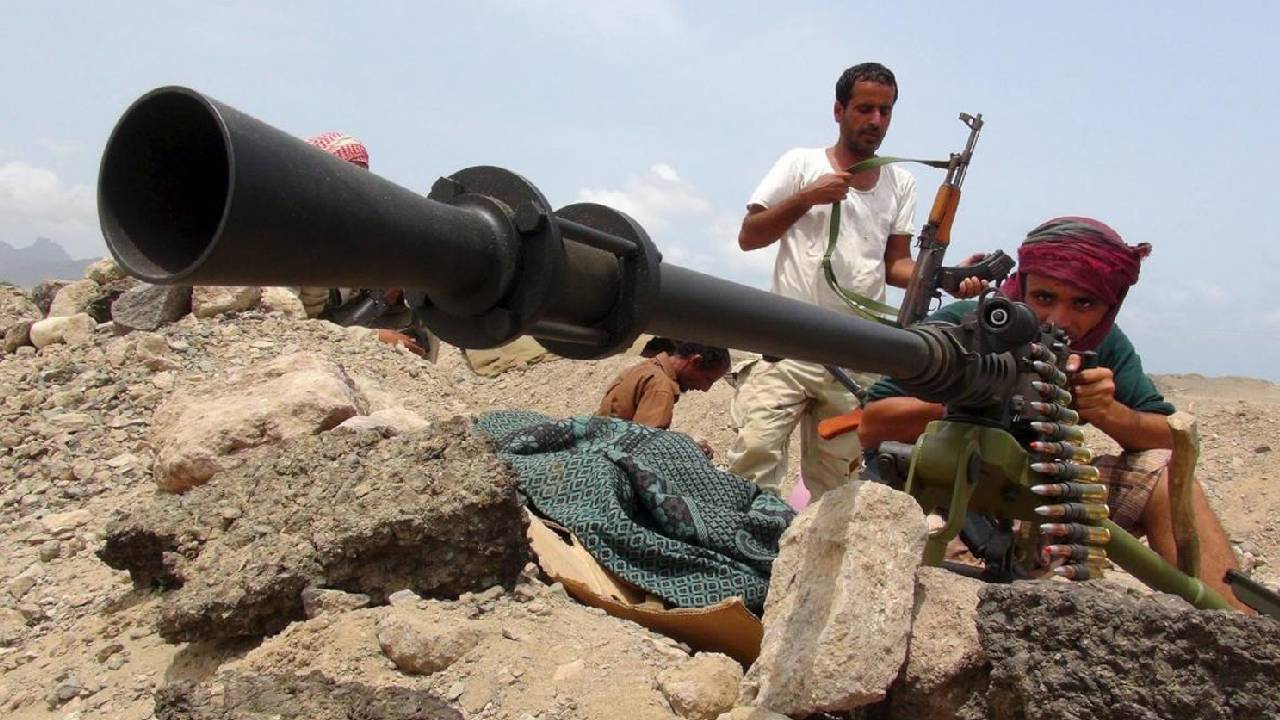 مصرع 3 قياديين من ميليشيا الحوثي خلال مواجهات بجبهة بيحان في شبوة