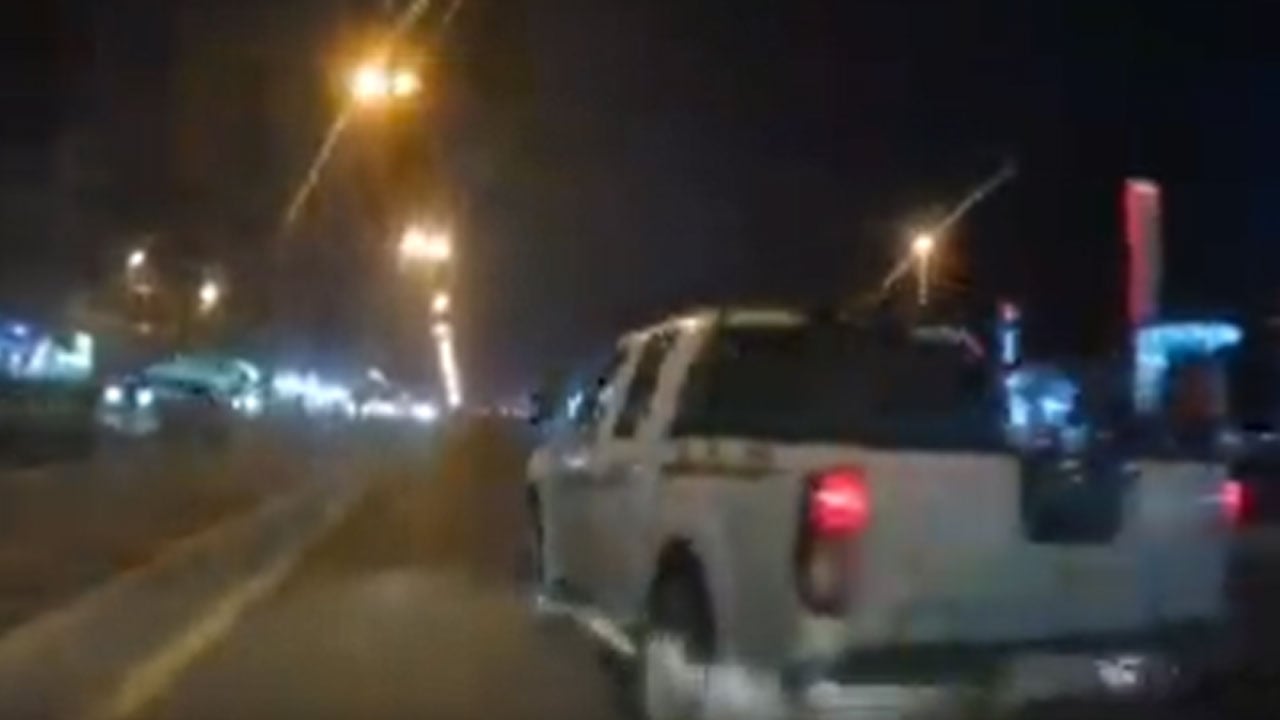 بالفيديو .. سيدة تشكو قائد سيارة ضايقها.. والمرور يتدخل