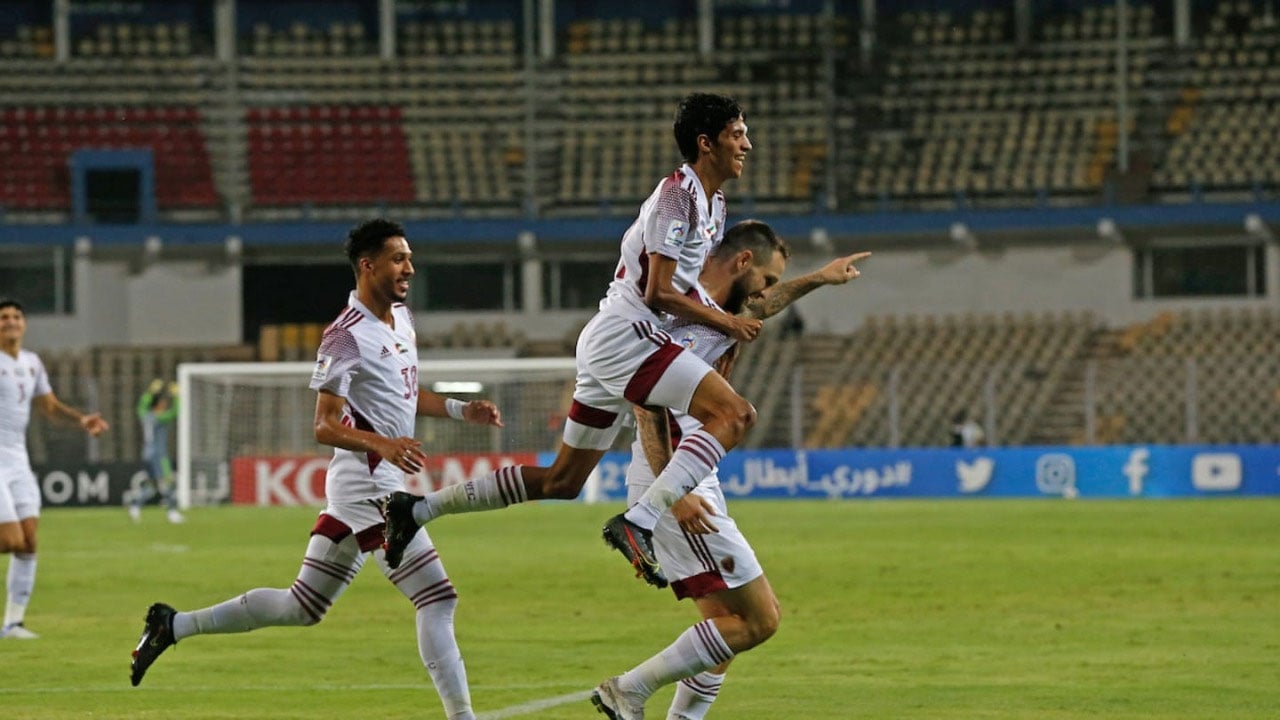 قطار بيرسبوليس يتعطل في محطة الوحدة الإماراتي