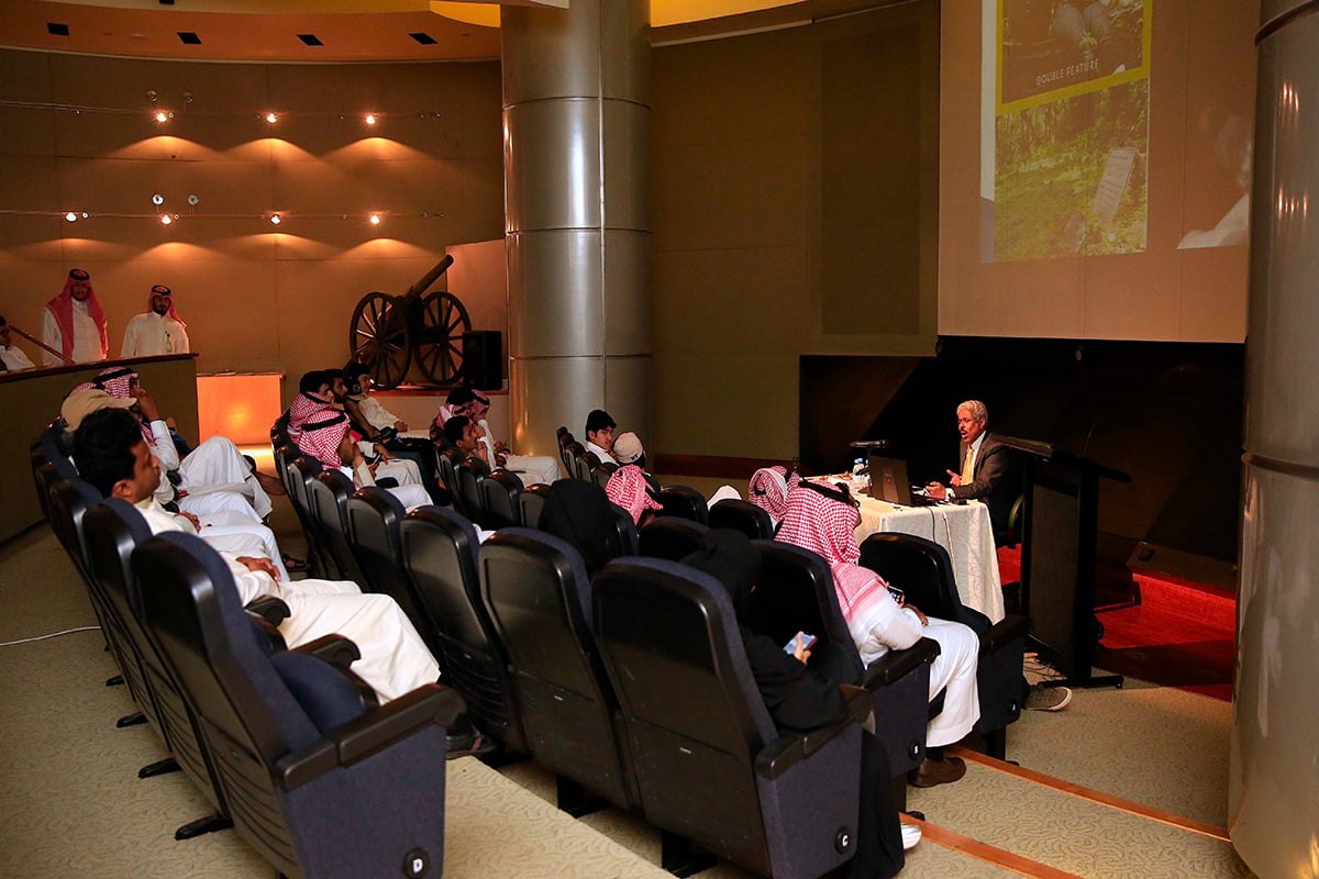 أستاذ آثار بجامعة الملك سعود: الجزيرة العربية غنية بمواقع العصور الحجرية