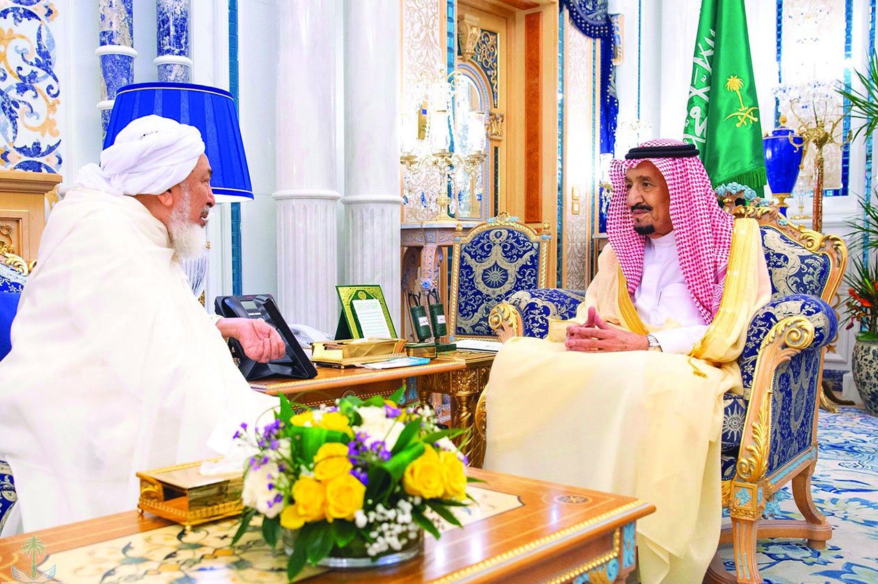 رئيس مجلس الإفتاء بالإمارات يثمن دعوة خادم الحرمين إلى السلام والأخوّة