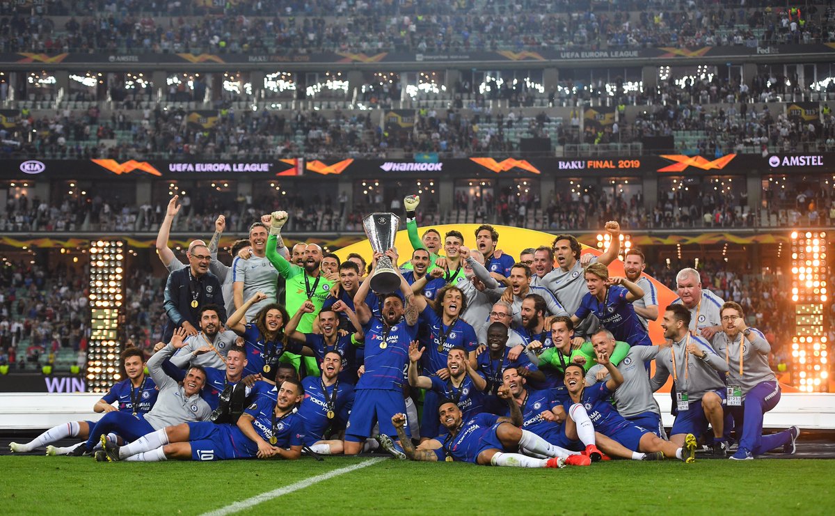 بالصور.. تشيلسي بطلًا للدوري الأوروبي برباعية في شباك أرسنال