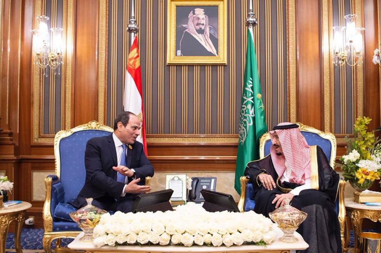 خادم الحرمين يلتقي الرئيس المصري في مكة المكرمة