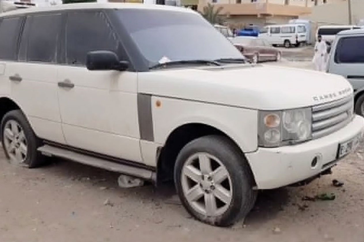 بالفيديو.. أغلى السيارات في العالم بنصف السعر في الشارقة