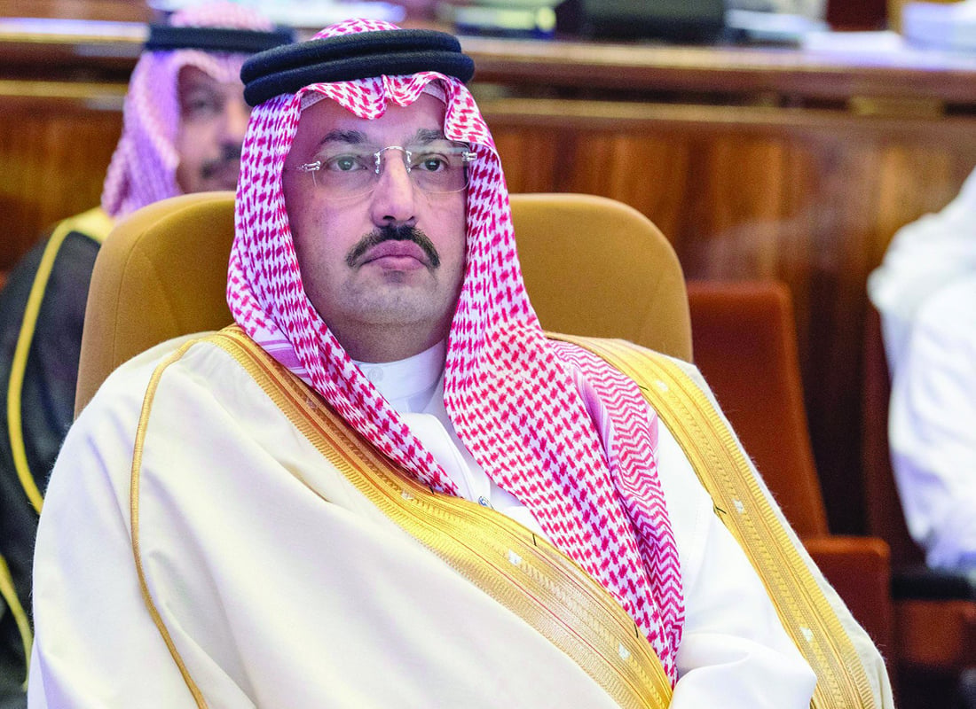 أمير عسير: مُصابو الاعتداء الإرهابي بخير وحركة الملاحة بالمطار طبيعية