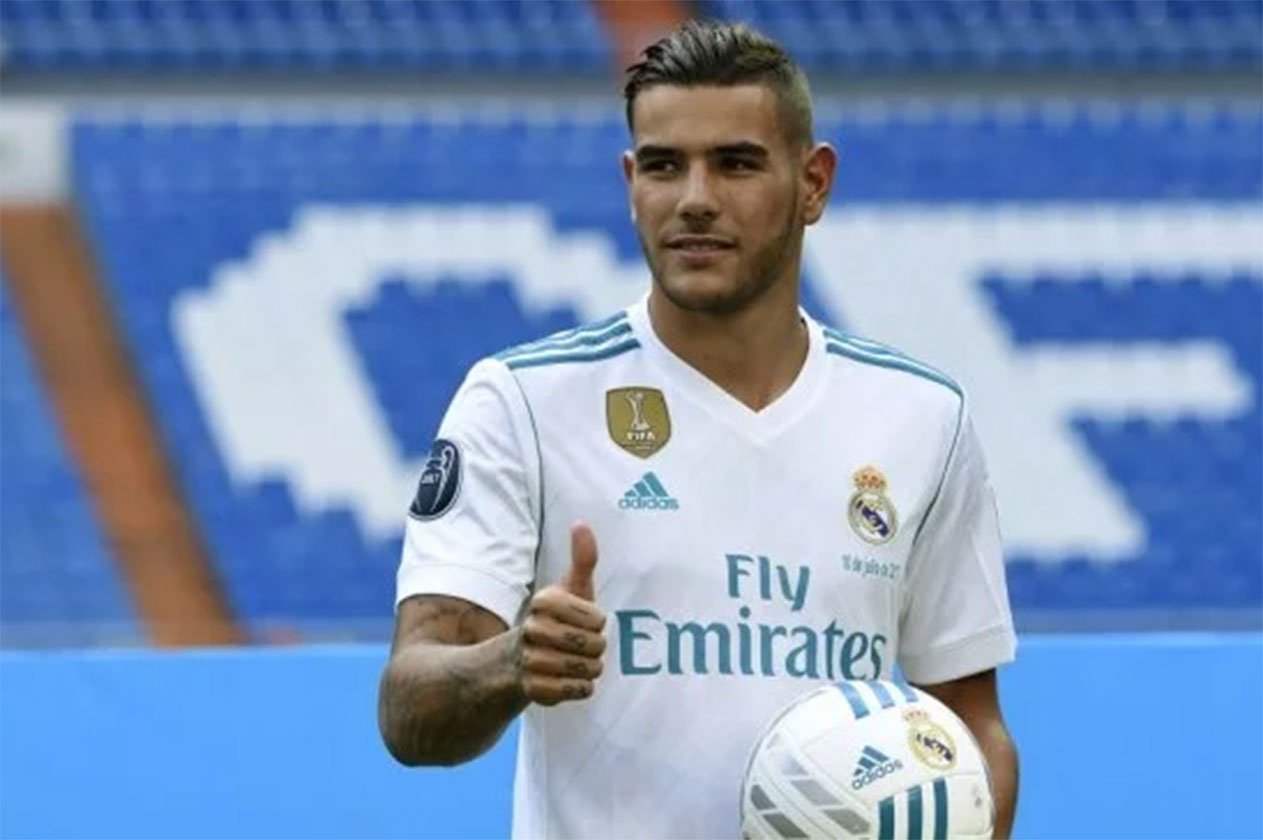 ثيو هيرنانديز يودِّع ريال مدريد وينضم إلى ميلان الإيطالي