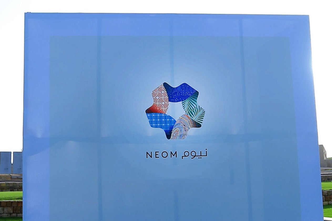 «نيوم» تعلن عن برنامج الابتعاث الخارجي المنتهي بالتوظيف للجنسين