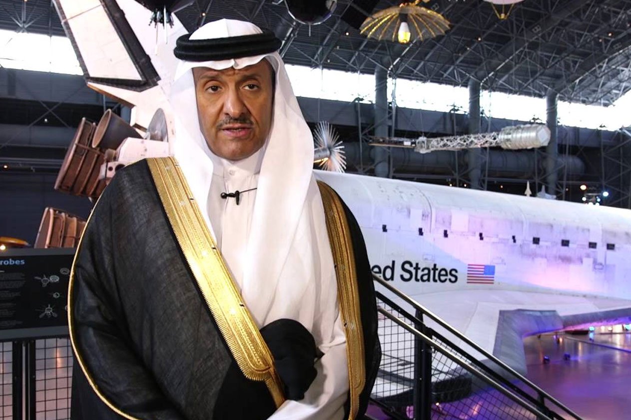 الأمير سلطان بن سلمان يطّلع على آليات أمريكية لتطوير الصواريخ الفضائية