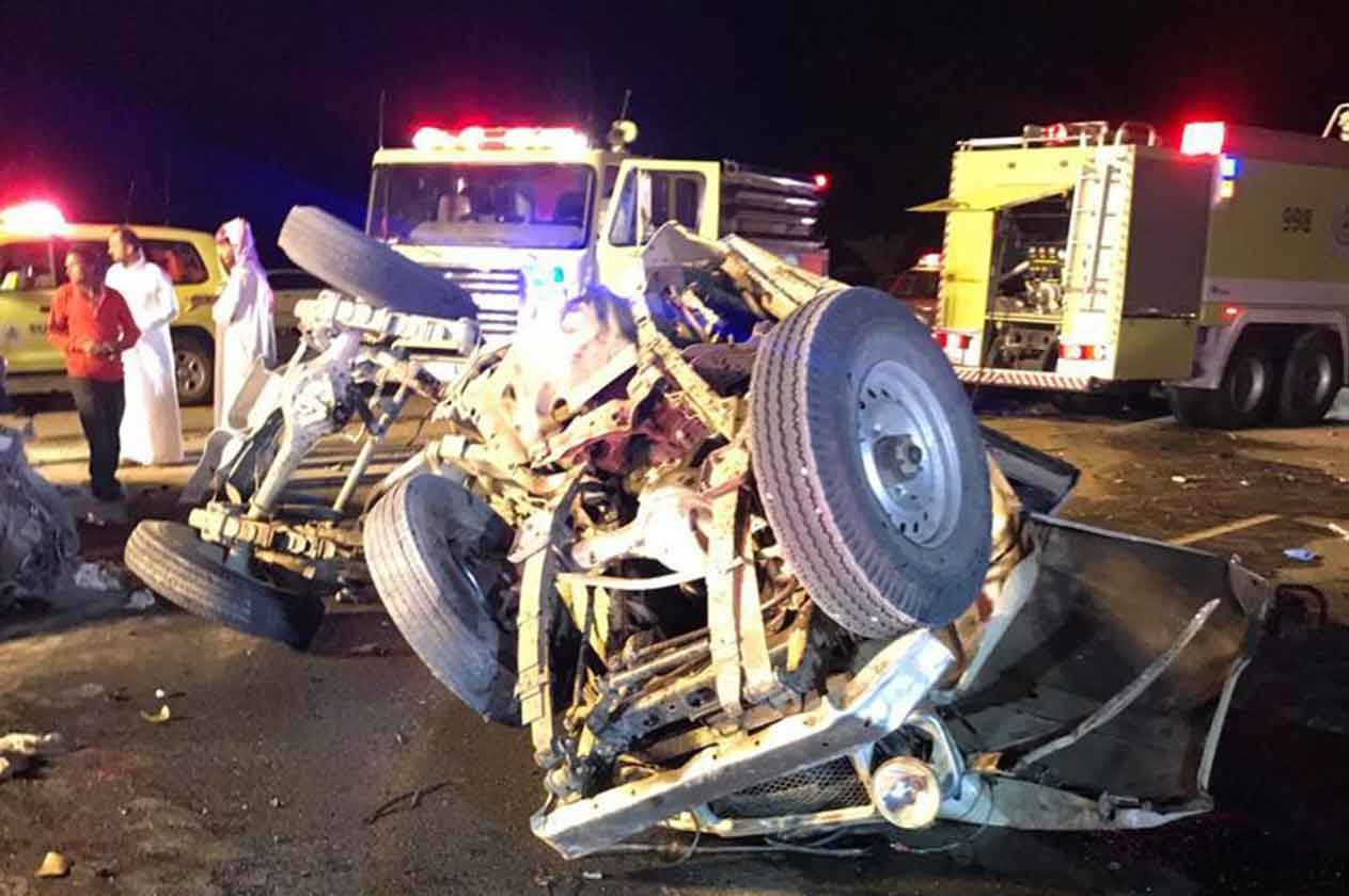 بالصور.. حادث مروِّع يودي بحياة شخص ويصيب 7 آخرين بالباحة