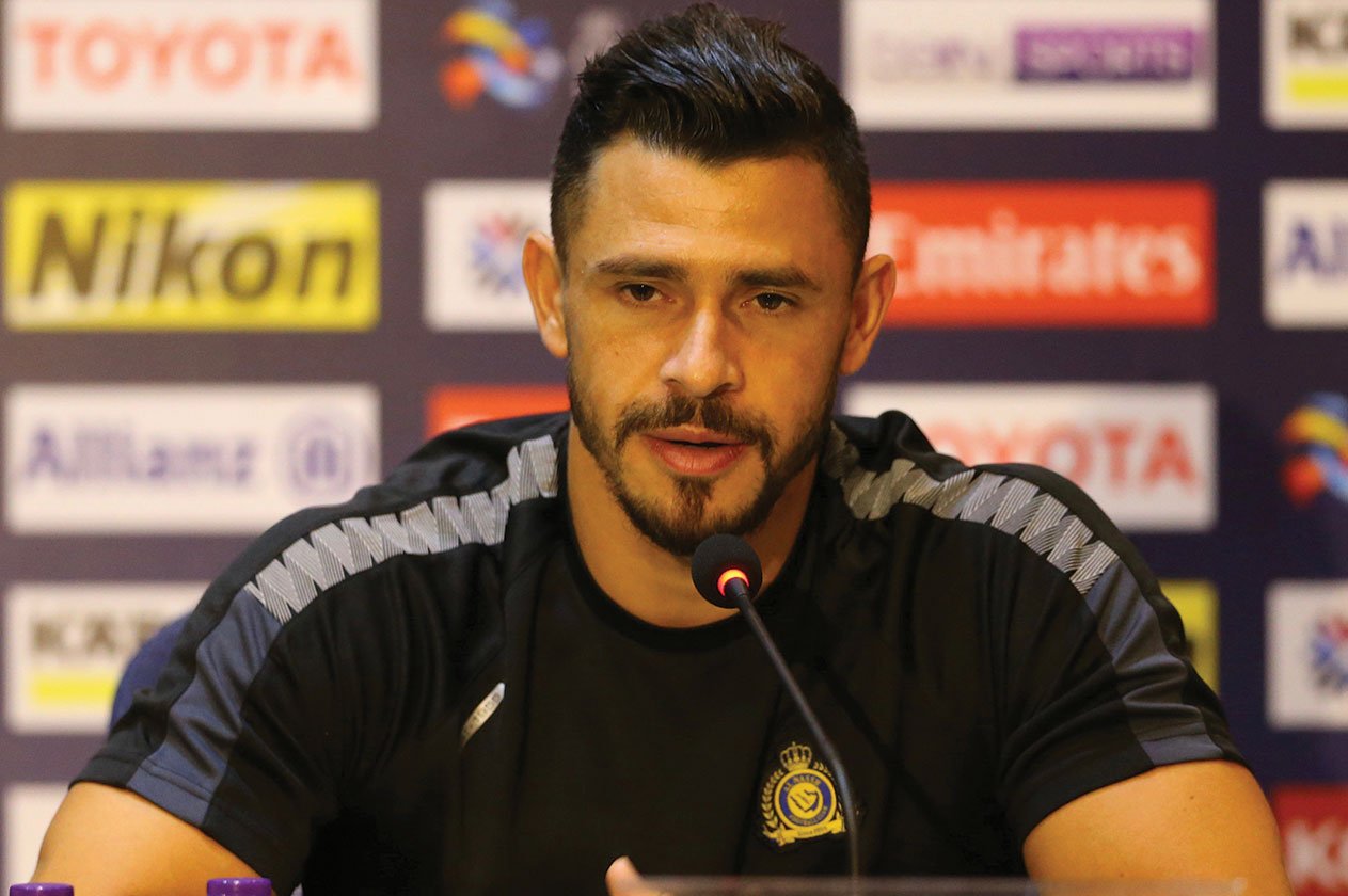 جوليانو يستغرب غياب جماهير النصر ويطلب مساندتهم في الملعب