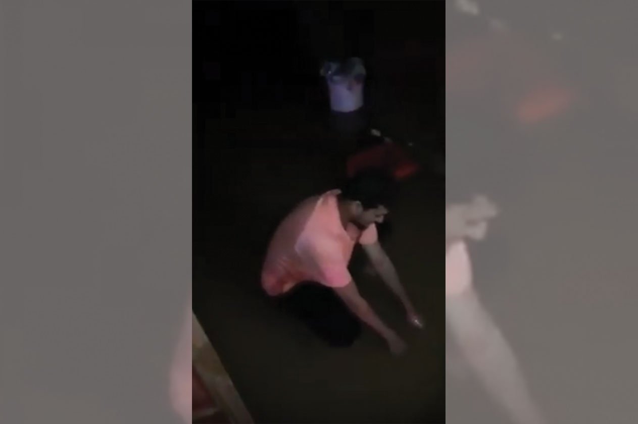 بالفيديو.. الأمطار تدخل منازل بقرى القفل.. والبلدية تشارك فى النزح