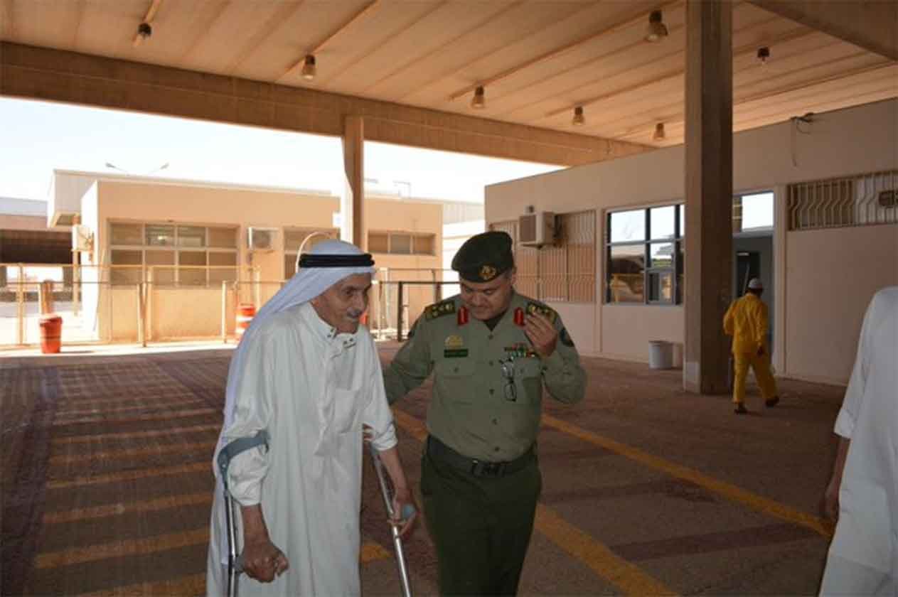منفذ جديدة عرعر يودع طلائع الدفعة الأولى من الحجاج العراقيين المغادرين