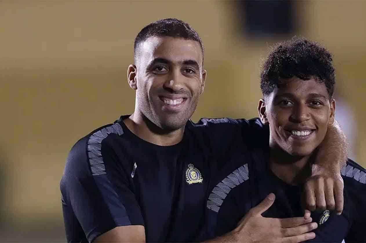 حمدالله والغنام يظهران في تدريبات النصر.. والسويكت يتابع حصة المساء