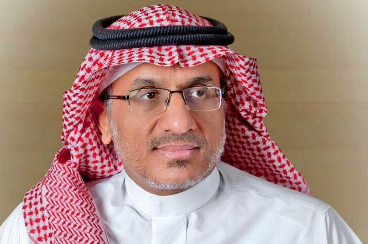 رئيس الهلال الأحمر يعتمد أسماء المقبولين في البرنامج التأهيلي للمعينين الجدد