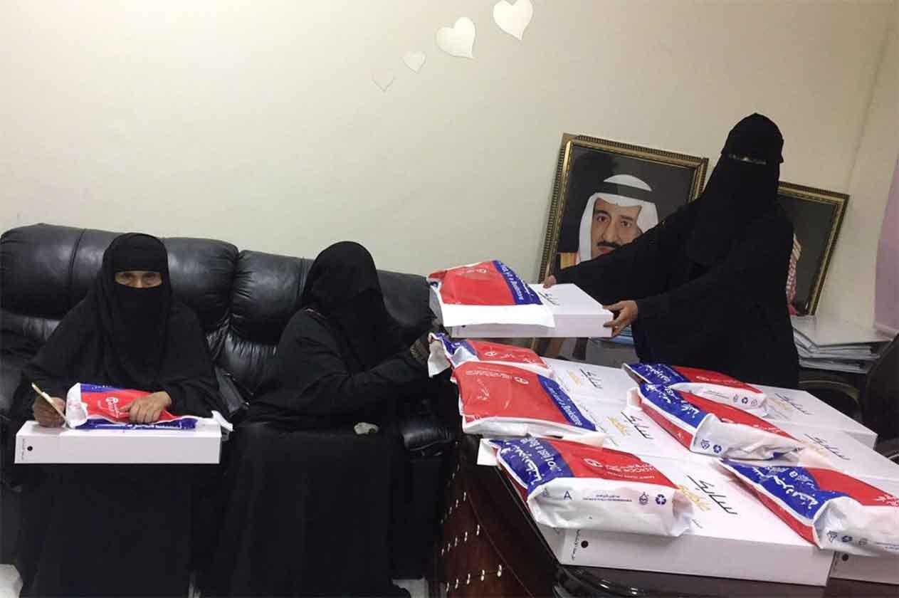 «تراحم جازان» تبدأ تنفيذ برنامج «الحقيبة والزي المدرسي»
