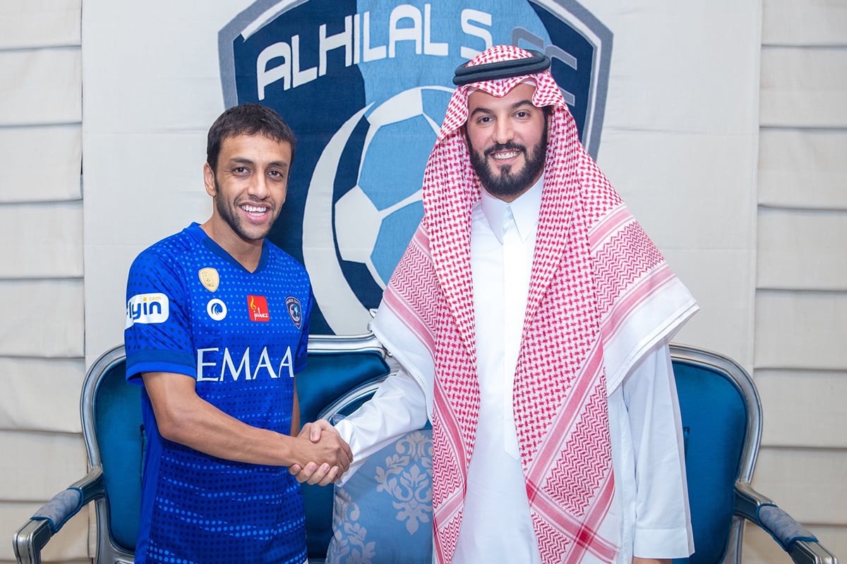 «عام آخر من الذهب».. «الهلال» يجدد عقد محمد الشلهوب