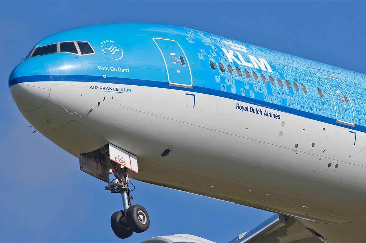 وضع شركة الخطوط الجوية الفرنسية «ايجل آزور» رهن الإشراف الإداري