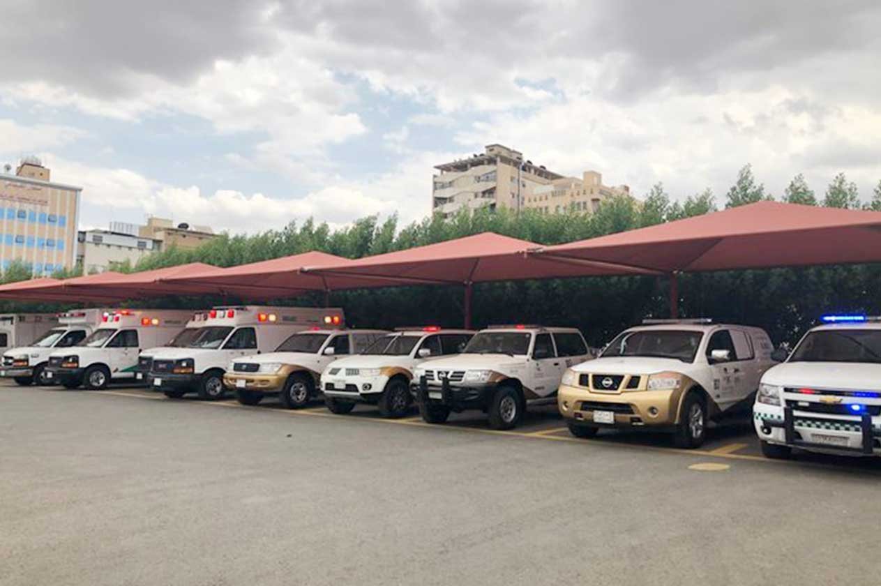 الفرق الإسعافية تباشر حادثًا مروّعًا لحافلة ركاب على طريق الخرمة رنيه