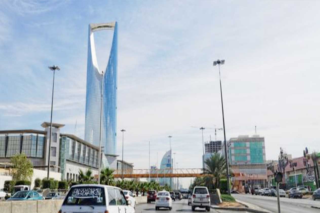 الحصيني: تحسُّن الطقس بمعظم مناطق المملكة ليلتي الجمعة والسبت