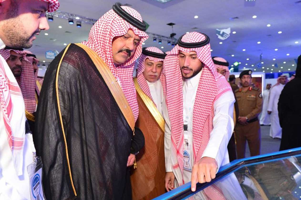 بالصور.. أمير حائل يفتتح ملتقى «بيبان» في نسخته السابعة