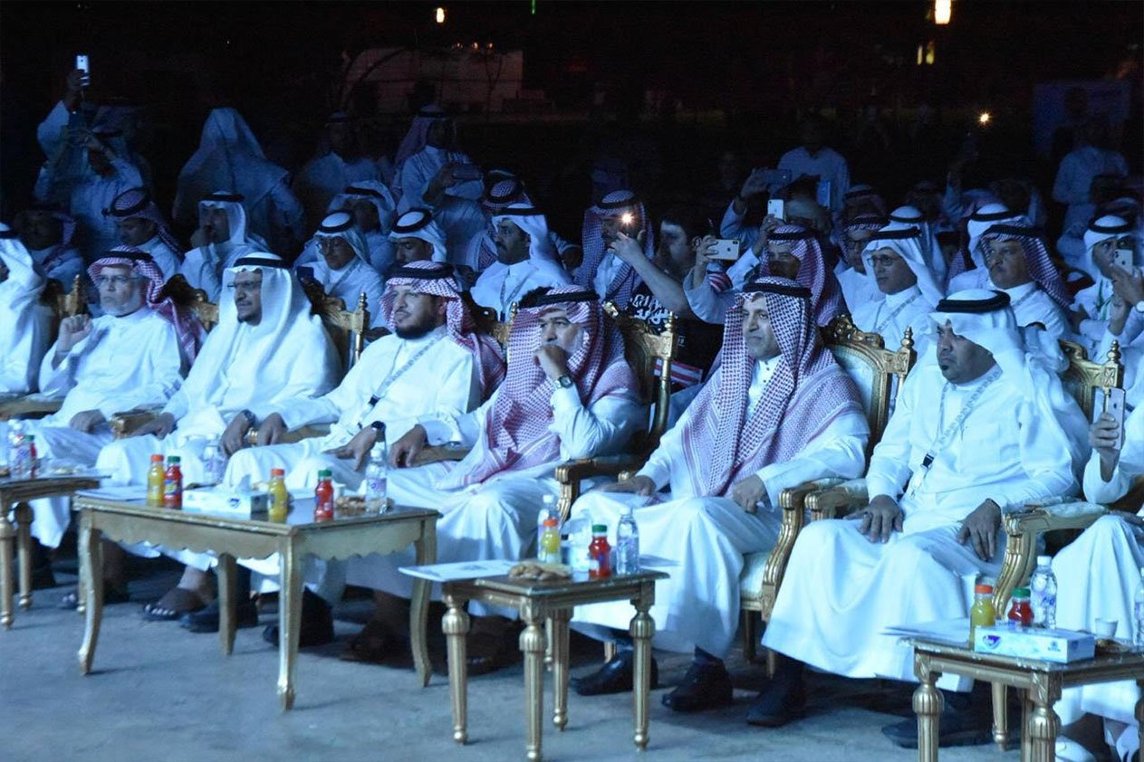 بالصور.. تعليم الطائف تطلق المهرجان الأول للفلكلور الوطني
