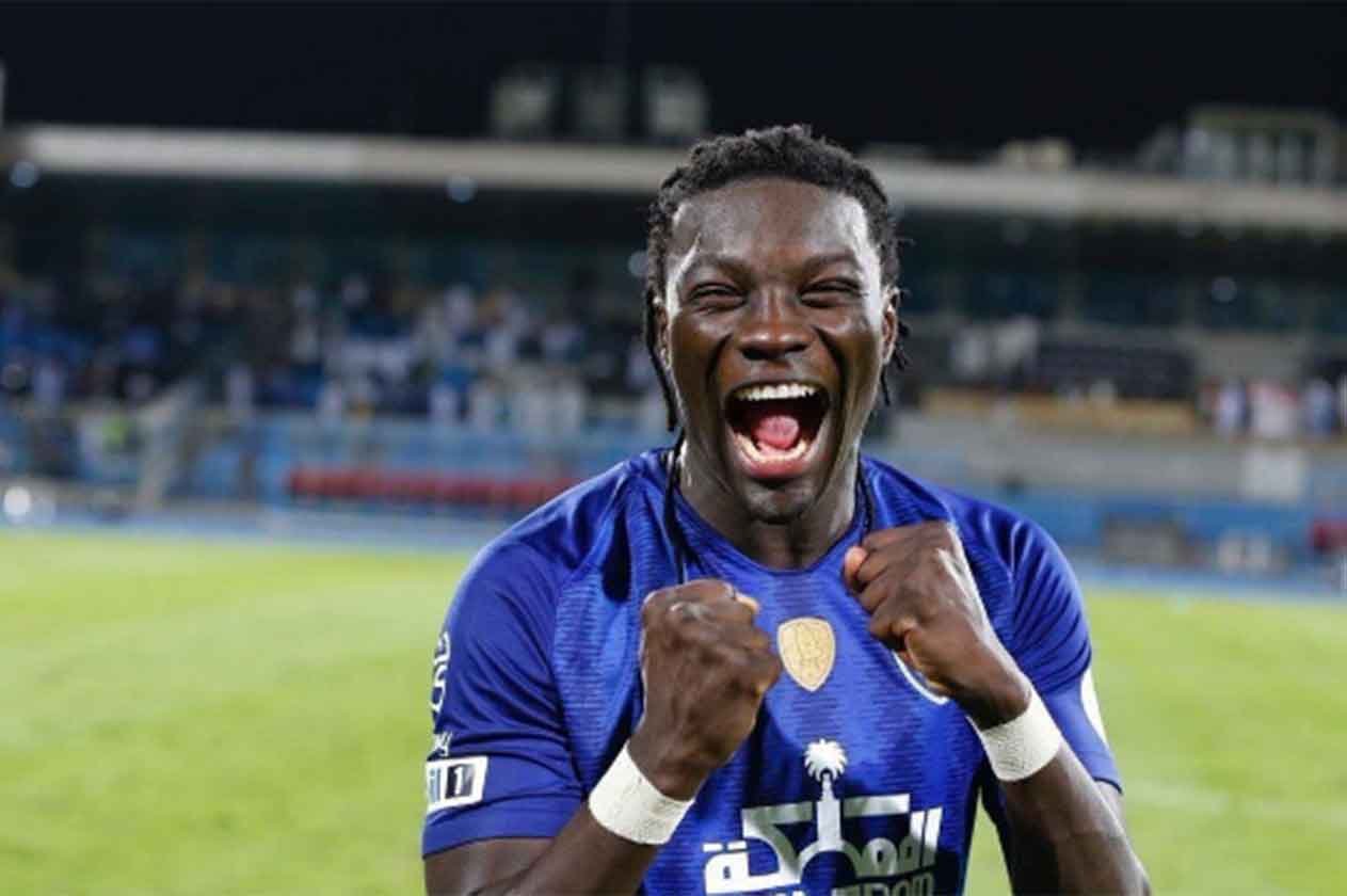 «الشيخ» جوميز يدعو جماهير الهلال إلى فنجان قهوة