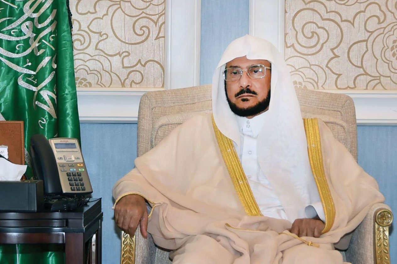 «آل الشيخ» يوجه بزيادة الجوائز وإنشاء فرع لأبناء الشهداء في مسابقة الملك سلمان لحفظ القرآن