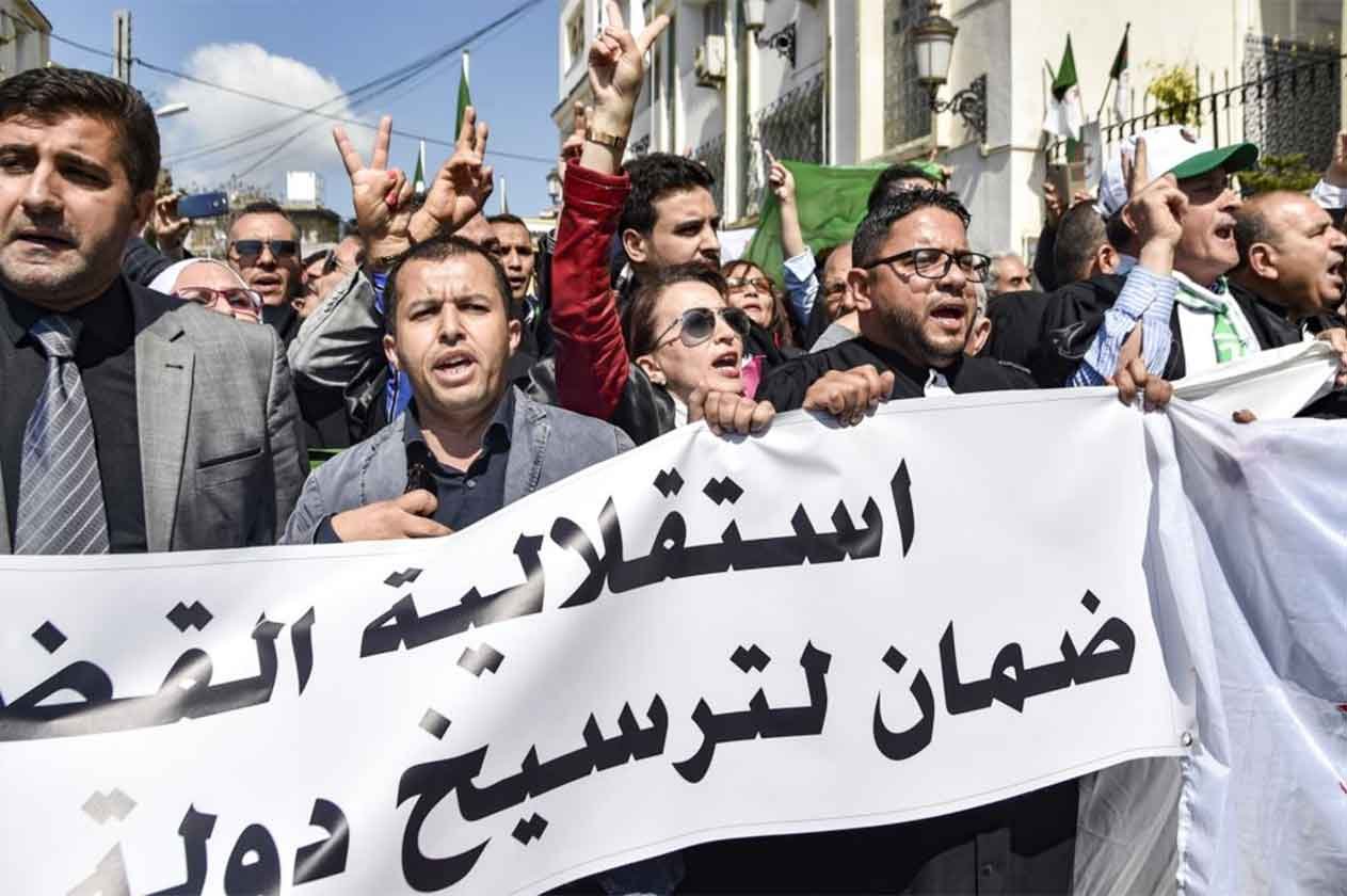 تصعيد غير مسبوق بين وزارة العدل الجزائرية والقضاة المضربين عن العمل