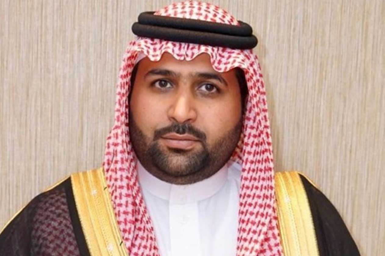 نائب أمير جازان ينقل تعازي القيادة لذوي الشهيدين المالكي والحمدي