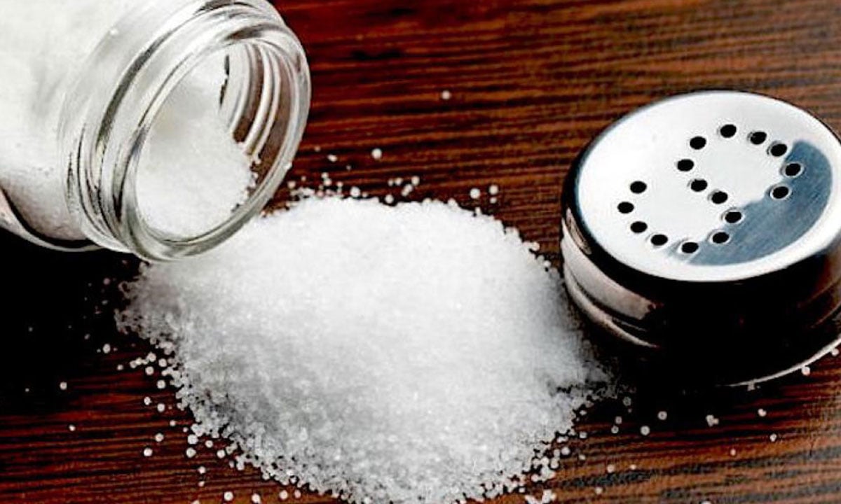 «الصحة» تحدّد الكمية الآمنة من الملح.. و4 نصائح للحد منه