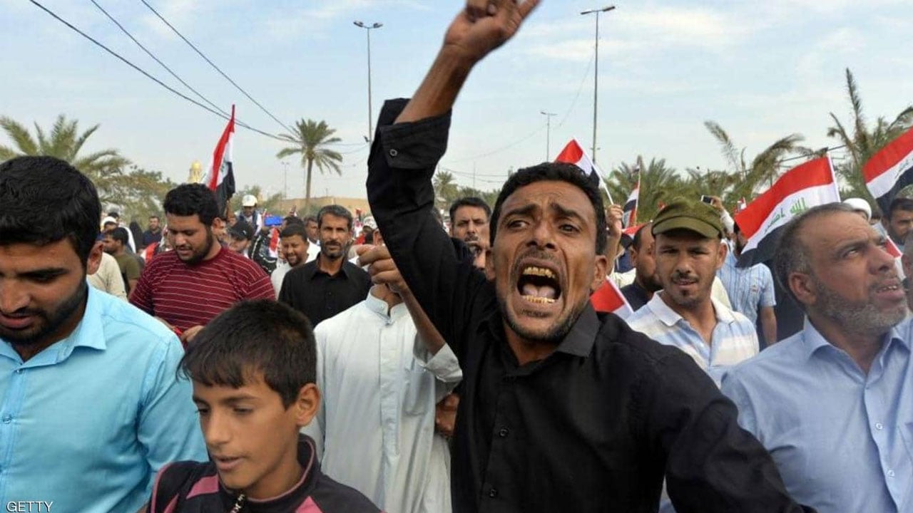 قتيلان وعشرات الجرحى إثر مصادمات بين الأمن العراقي ومتظاهرين وسط بغداد