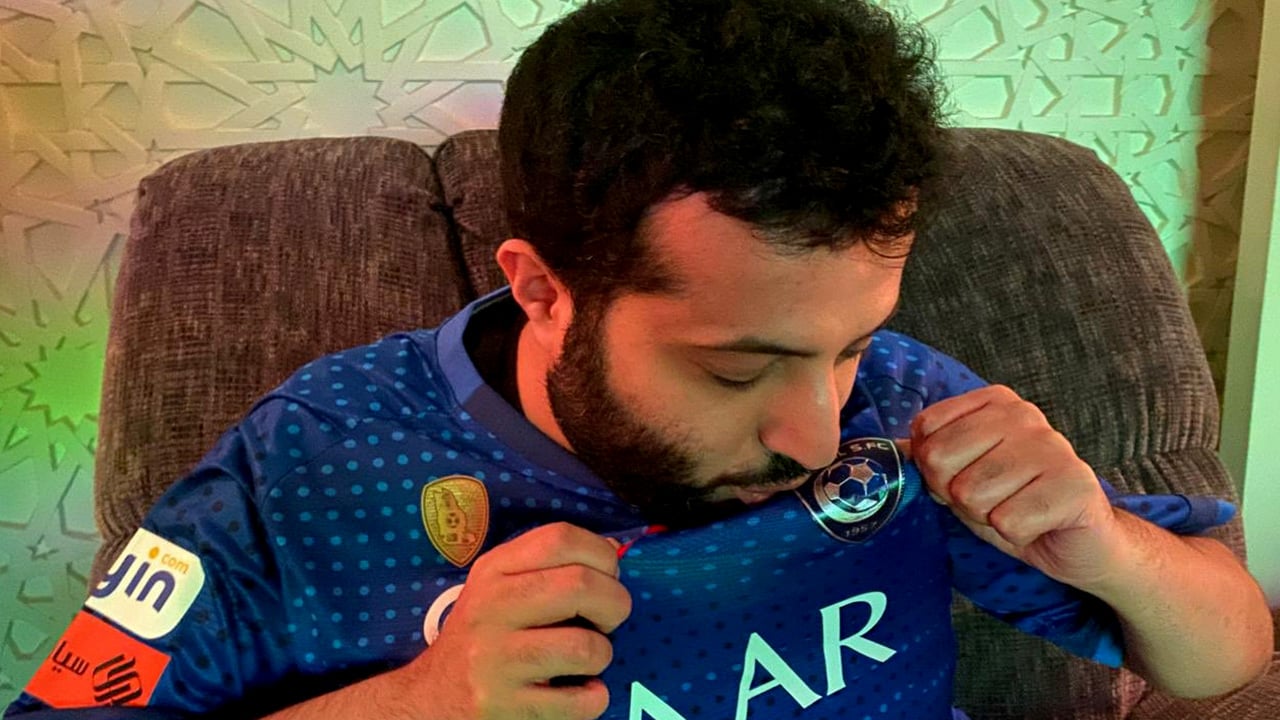 تركي آل الشيخ يحتفل بإنجاز الهلال على طريقته الخاصة